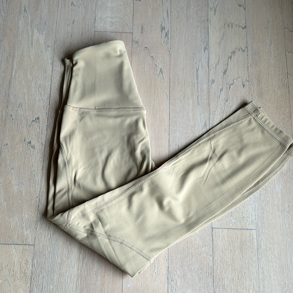 Lululemon Leggings 25”